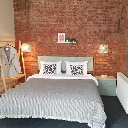 Cozy Flat In Center, First Floor アパート